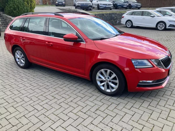 Škoda Octavia 1.6TDI 85kW STYLE NEHAVAROVANÉ - foto 2
