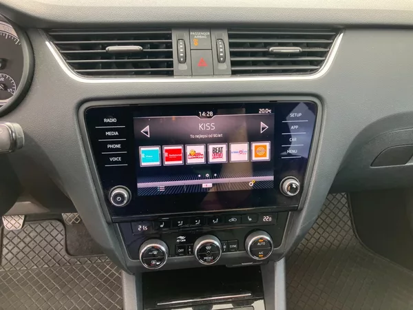 Škoda Octavia 1.6TDI 85kW STYLE NEHAVAROVANÉ - foto 21