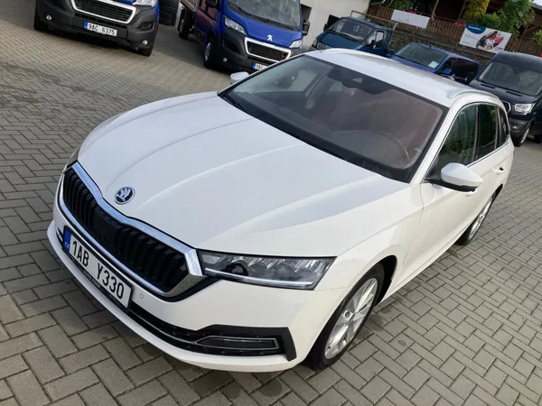 Škoda Octavia 2.0TDI STYLE NEHAVAROVANÉ 2024