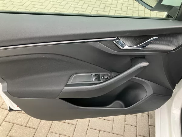 Škoda Scala 1.0TSI 70kW AMBITION NOVÉ V ČR - foto 17