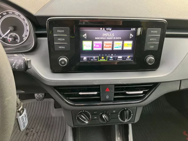 Škoda Scala 1.0TSI 70kW AMBITION NOVÉ V ČR - foto 21