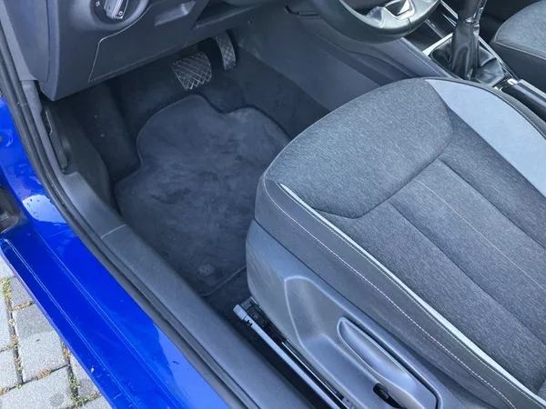 Škoda Scala 1.0TSI 81kW DSG STYLE - foto 23