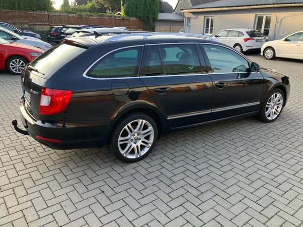 Škoda Superb 2.0TDI 125kW DSG ELEGANCE + - foto 4