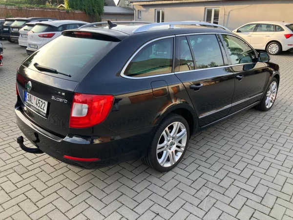 Škoda Superb 2.0TDI 125kW DSG ELEGANCE + - foto 5