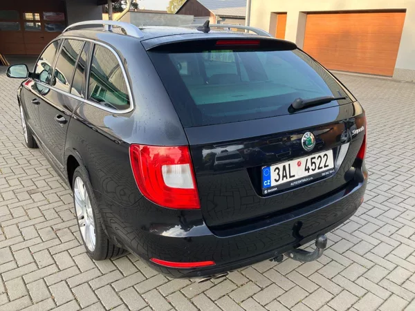 Škoda Superb 2.0TDI 125kW DSG ELEGANCE + - foto 7