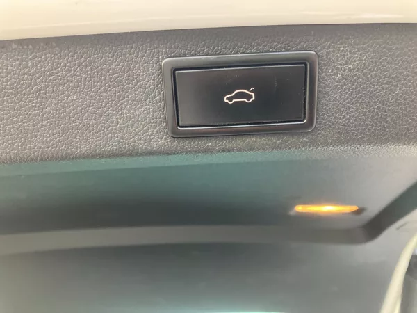 Škoda Superb 2.0TDI 110kW STYLE ALCANTARA - foto 18