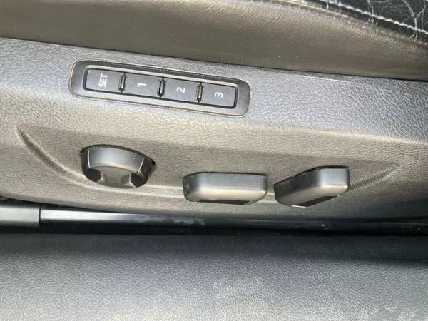 Škoda Superb 2.0TDI 110kW STYLE ALCANTARA - foto 25
