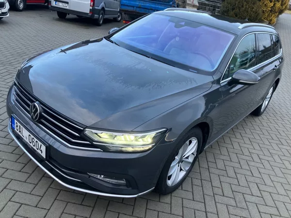 Volkswagen Passat Variant 2.0TDI 110kW ELEGANCE/KŮŽE,ČR/