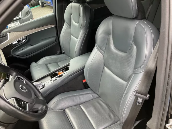Volvo XC90 B5 AWD DIESEL INSCRIPTION AUT - foto 28