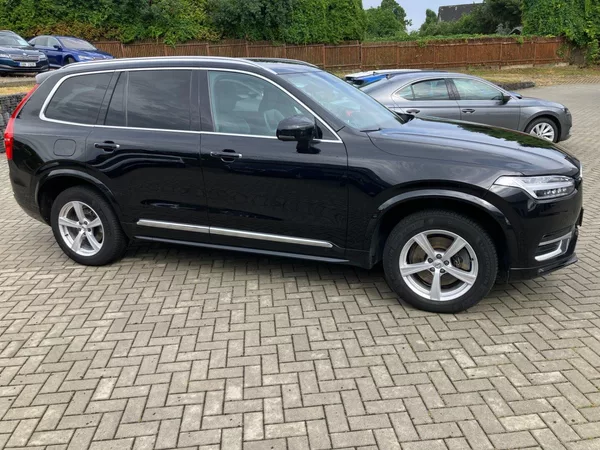Volvo XC90 B5 AWD DIESEL INSCRIPTION AUT - foto 3