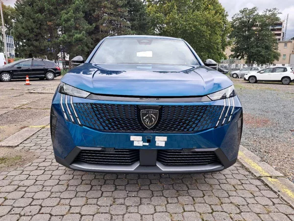 Peugeot 3008 3008 ALLURE Hybrid 145 e-DCS6 - foto 2