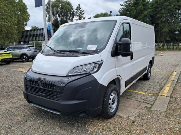 Peugeot Boxer Furgon 3000 L2H1 BlueHDi 120k