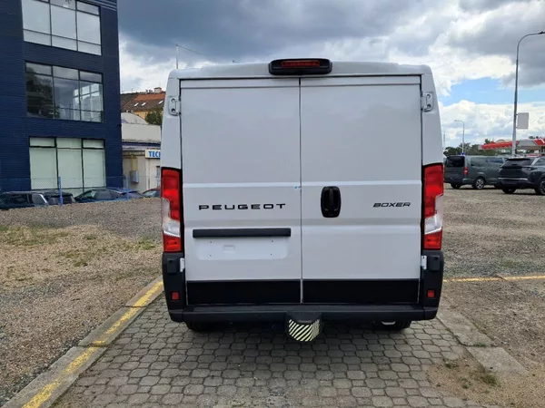 Peugeot Boxer Furgon 3000 L2H1 BlueHDi 120k - foto 6