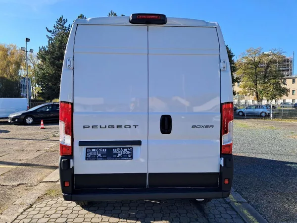 Peugeot Boxer Furgon 3000 L2H2 BlueHDi 120k - foto 6