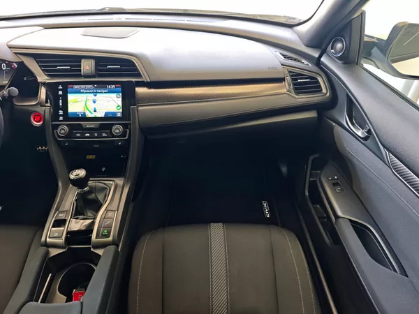 Honda Civic 1.5 Turbo Sport Plus 134kW 6MT - foto 17