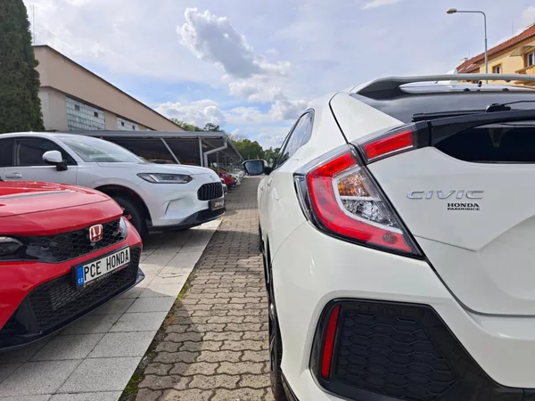 Honda Civic 1.5 Turbo Sport Plus 134kW 6MT - foto 40
