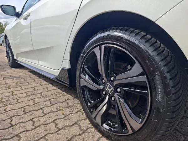 Honda Civic 1.5 Turbo Sport Plus 134kW 6MT - foto 41