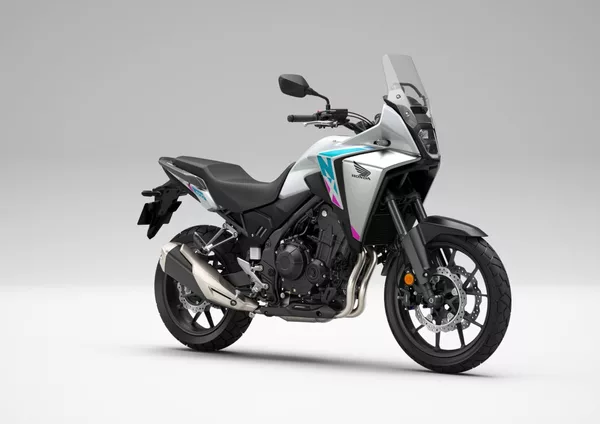 Honda NX500 E-Clutch - foto 4
