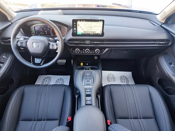 Honda ZR-V 2.0e:HEV 135kW ADVANCE TOP - foto 18