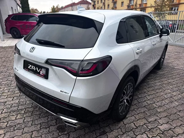 Honda ZR-V 2.0e:HEV 135kW ADVANCE TOP - foto 6