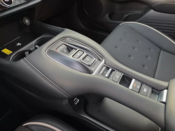 Honda ZR-V 2.0e:HEV 135kW Sport MR2027!!! - foto 18