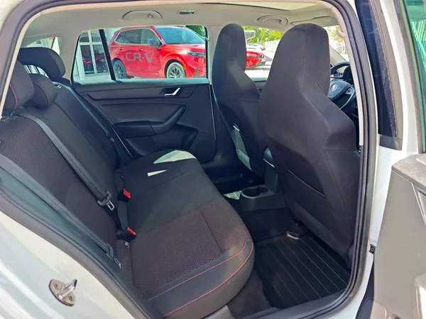 Škoda Rapid 1.2 TSi Spaceback Ambition + - foto 12