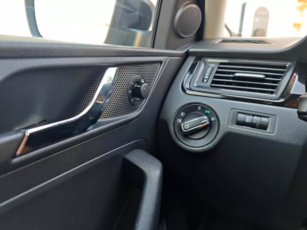 Škoda Rapid 1.2 TSi Spaceback Ambition + - foto 27