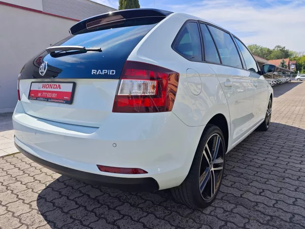 Škoda Rapid 1.2 TSi Spaceback Ambition + - foto 36