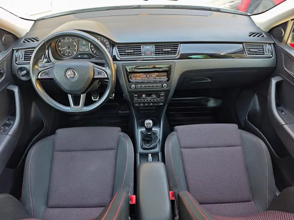 Škoda Rapid 1.2 TSi Spaceback Ambition + - foto 7