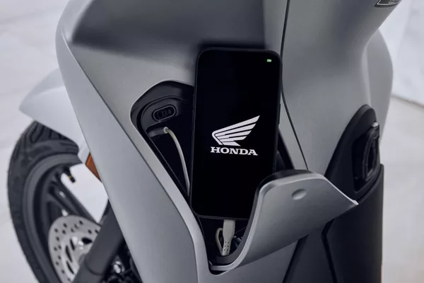 Honda SH 125i Smart box - foto 5