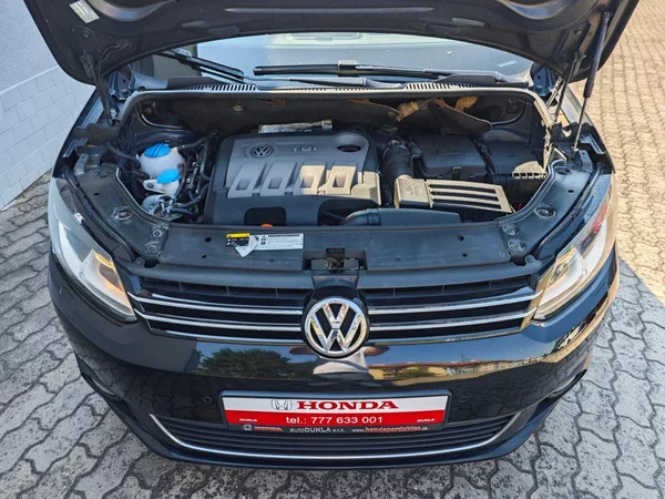 Volkswagen Touran 2.0 TDi Life 7 Míst Panorama - foto 8