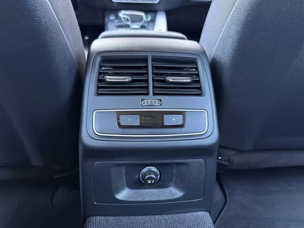 Audi A4 Avant 40 TDI Quattro Tiptronic - foto 26