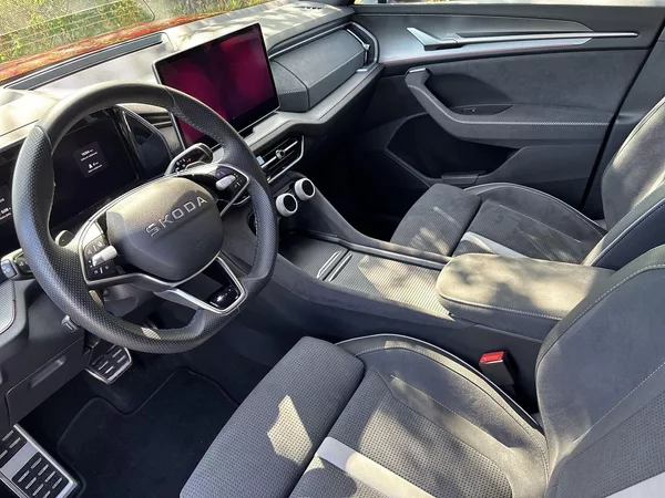 Škoda Kodiaq 1.5 TSI iV DSG Sportline - foto 7