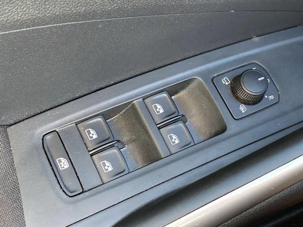 Škoda Fabia 1.0 TSI Top Selection - foto 20