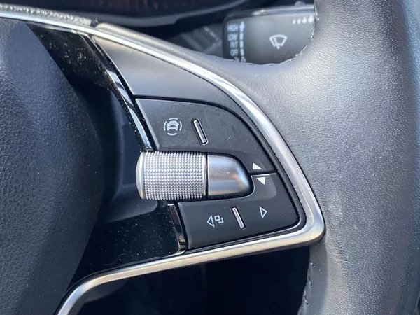 Škoda Fabia 1.0 TSI Top Selection - foto 23