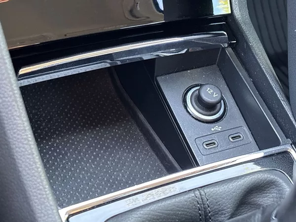 Škoda Karoq 1.5 TSI Ambition + - foto 22
