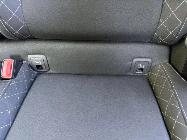 Škoda Karoq 1.5 TSI Ambition + - foto 26