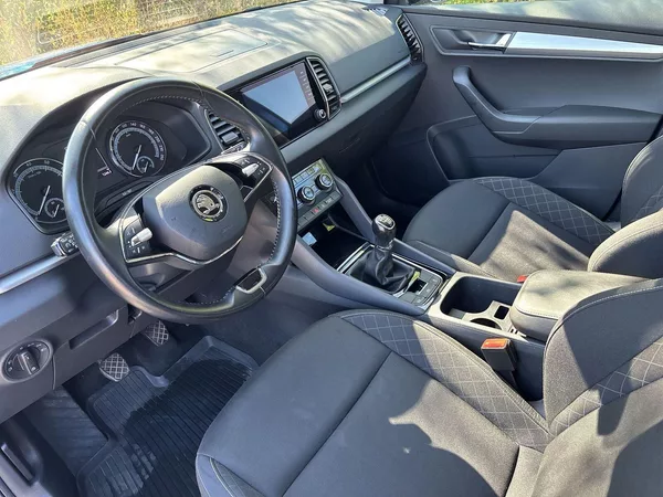 Škoda Karoq 1.5 TSI Ambition + - foto 8