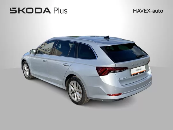 Škoda Octavia Combi 2.0 TDI DSG Style - foto 34