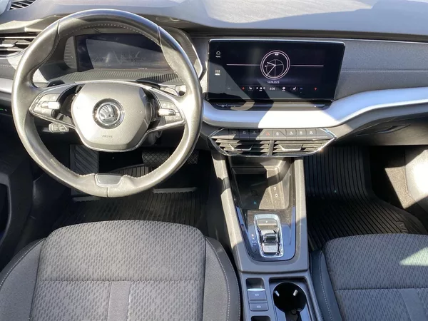Škoda Octavia Combi 2.0 TDI DSG Style - foto 5