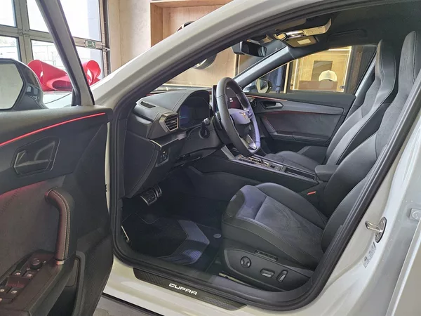 Cupra Formentor 1.5 eTSI 150k DSG DSG - foto 11