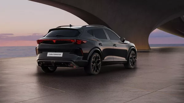Cupra Formentor VZ5 2.5 TSI 390k DSG 4WD - foto 3