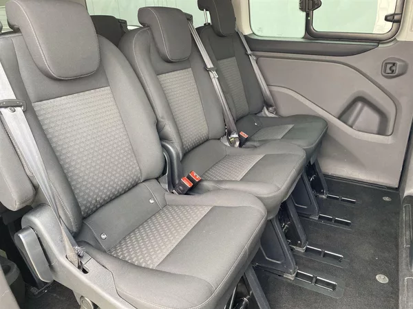 Ford Tourneo Custom 2.0 EcoBlue Titanium - foto 10
