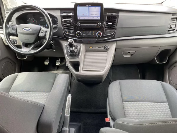 Ford Tourneo Custom 2.0 EcoBlue Titanium - foto 5