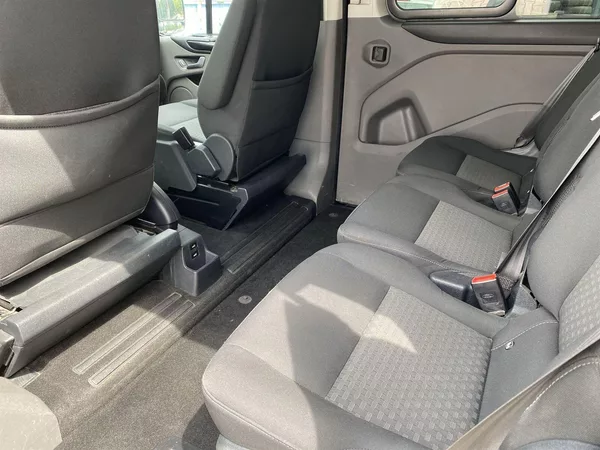 Ford Tourneo Custom 2.0 EcoBlue Titanium - foto 8
