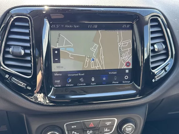 Jeep Compass 1.4 MultiAir 4x4 Automat - foto 17