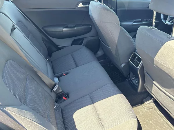 Kia Sportage 2.0 CRDi 4x4 TOP - foto 10
