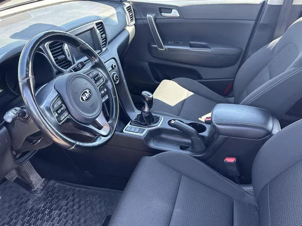 Kia Sportage 2.0 CRDi 4x4 TOP - foto 7