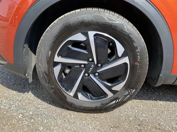 Kia Sportage 1.6 T-GDI 4x4 Exclusive - foto 28