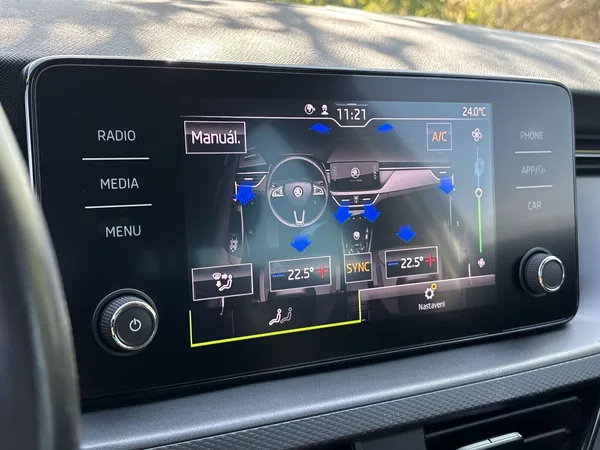 Škoda Scala 1.6 TDI Ambition + - foto 13